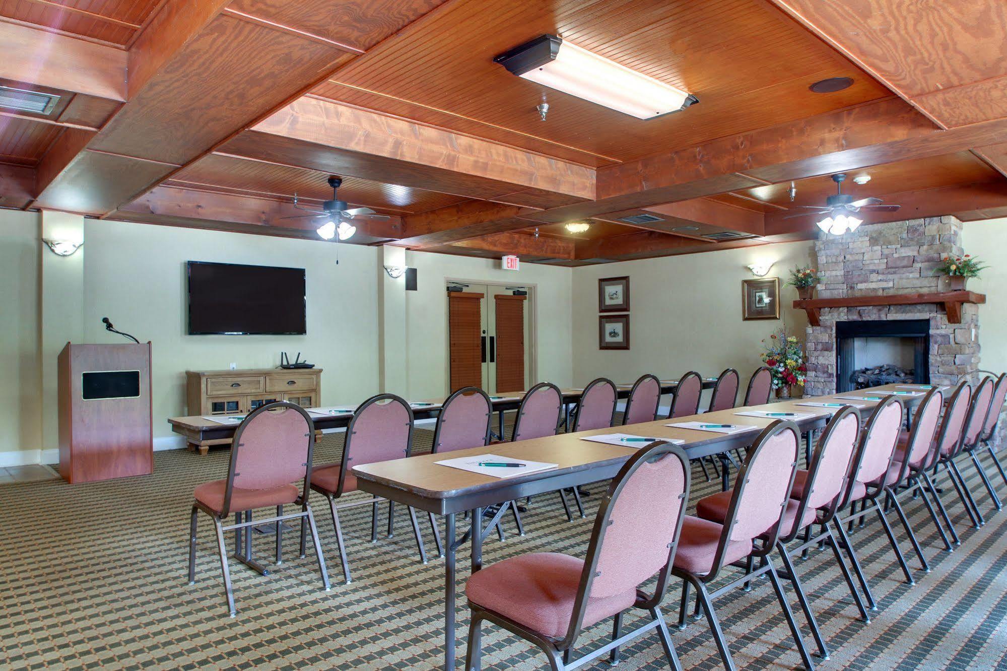 The Lodge On Lake Oconee Eatonton Esterno foto
